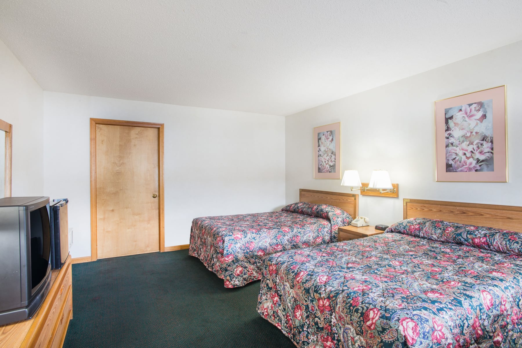 Double Queen Room